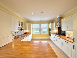 Photo 20- click for photo gallery